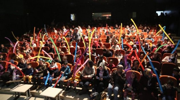 Niğde’de Çocuk Tiyatrosu Büyük İlgi Gördü