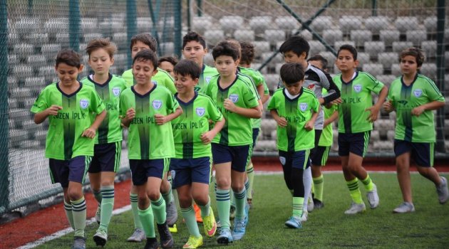 Nilüfer FK, Ülkemizi İspanya'da Temsil Edecek