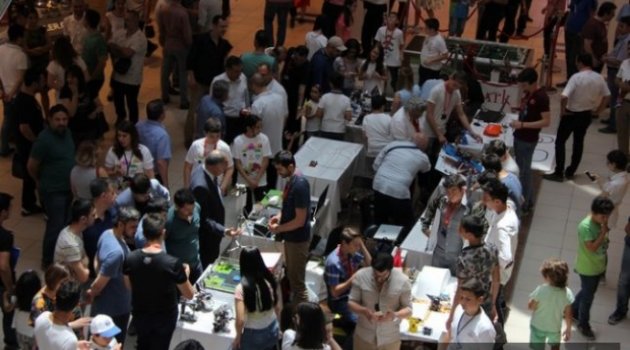 Öğrencilerden 'Robotik Kodlama' Sergisi