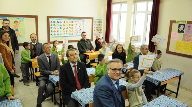 Öğrencilerin Karne Heyecanına Ortak Oldular