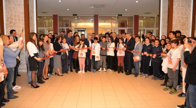 Öğrencilerin Projeleri Görücüye Çıktı