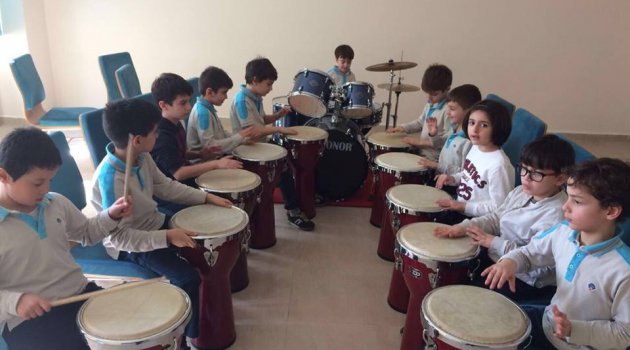 Okyanuslu Öğrenciler Yeteneklerini Keşfediyor