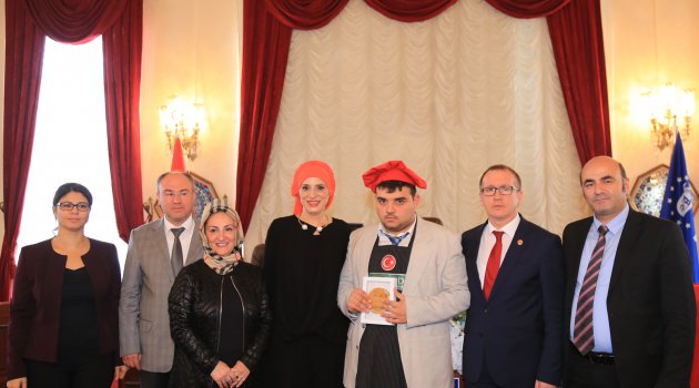 Otizmli Çocuklar, Bursa Büyükşehir Belediyesi’ni Ziyaret Etti