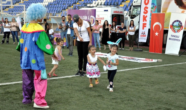 Oyun Karavanı Çocuklarla Buluştu