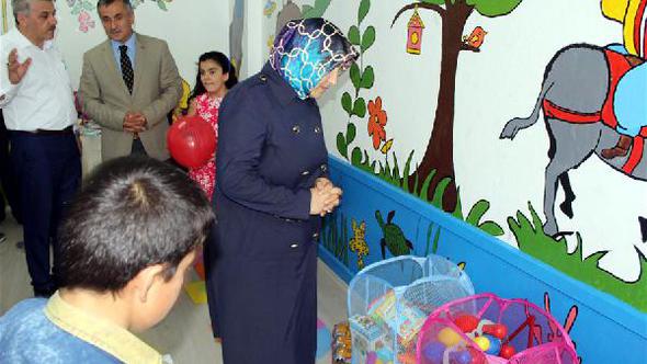 Oyuncak kütüphanesi açıldı