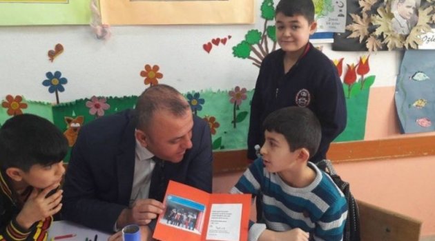 Özel Öğrenciler Emniyet Mensuplarını Duygulandırdı