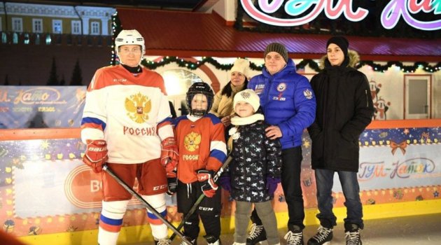 Putin lösemiyi yenen çocuğun dileğini gerçekleştirdi