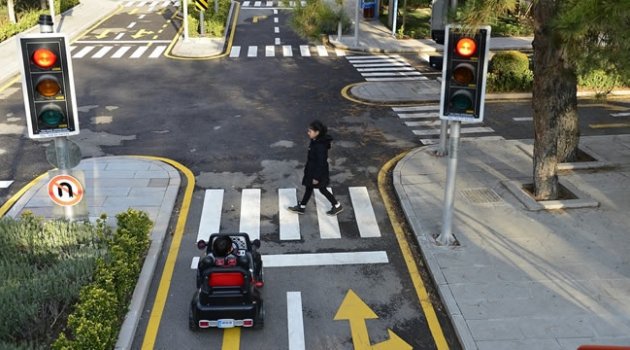 Reklam Ankara'da Minikler İçin Eğlenceli Trafik Eğitimi