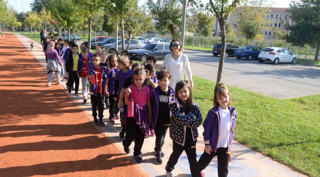 Şahinkayalı Miniklerden Mihraplı Park'ta Keyifli Gezi
