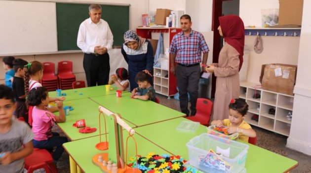 Şanlıurfa'da Suriyeli Minikler İçin Anasıfı Projesi Hayata Geçirildi