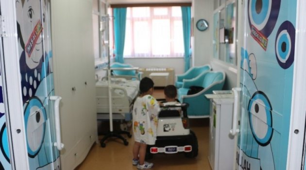 Sevgi Evlerinde Kalan Çocuklar Sünnet Edildi