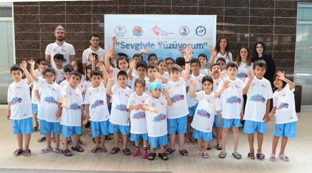 ‘Sevgi İle Yüzüyorum Projesi' Başladı