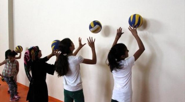 Silvanlı 600 çocuk ve genç, sporla rehabilite ediliyor
