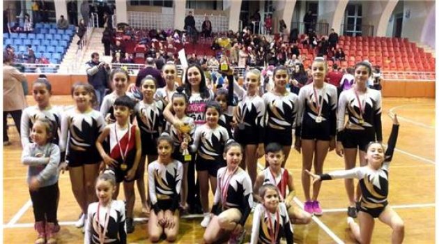 Sökeli Cimnastikçilere 14 Madalya 2 Kupa