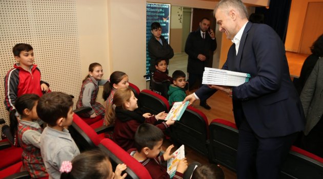 Söz Uçar Yazı Kalır