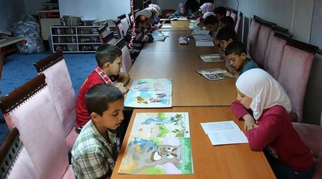 Suriyeli çocuklar için kütüphane açıldı