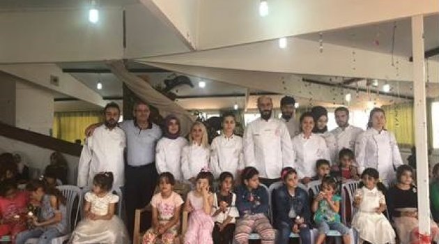 Suriyeli Çocuklar Pasta Yapmayı Öğrendiler