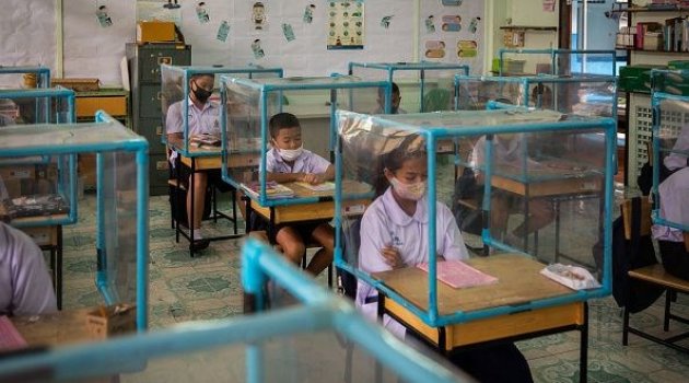 Tayland'da sosyal mesafeli anaokulu
