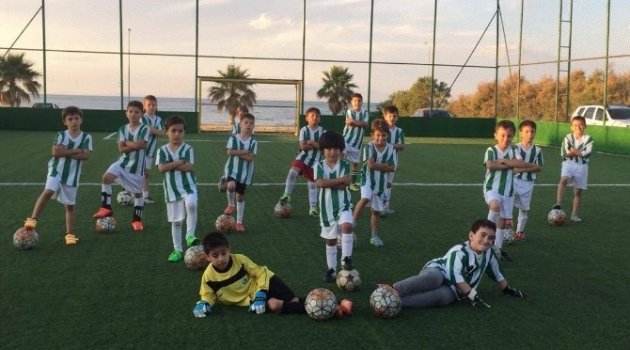 Urla’da minikler yaz kampında