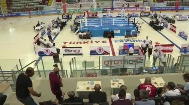 Üst Minikler Avrupa Boks Şampiyonası devam ediyor