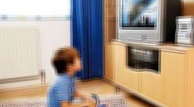 Üzerine Televizyon Düşen 4 Yaşındaki Çocuk Öldü