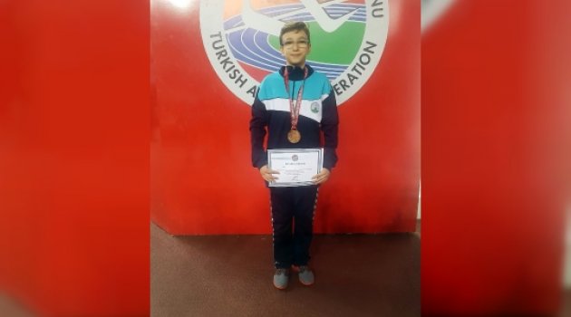 Uzun Atlamada Bronz Madalya Bursa'ya Geldi