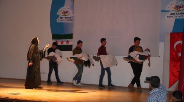 Yaşadıklarını Tiyatro Oyunuyla Anlattılar