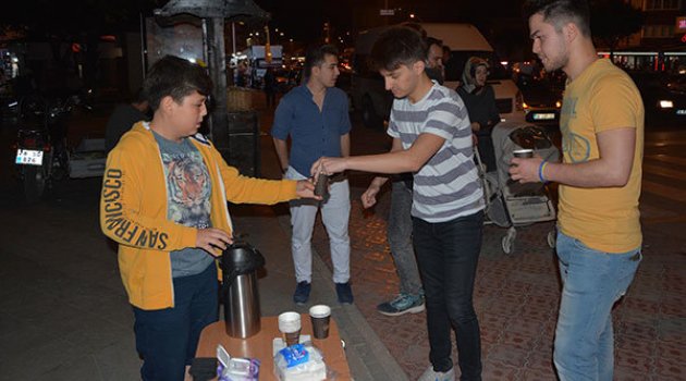 Yaşı Küçük Ama Yüreği Kocaman