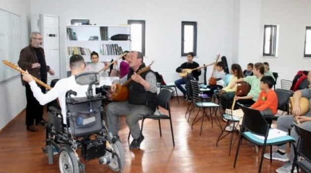 Yenişehir'de engelliler için müzik eğitimi