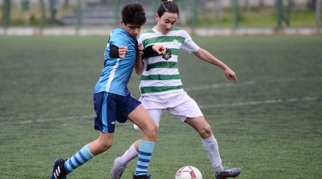 Yıldırım Belediyespor Elit Lig'e Koşuyor